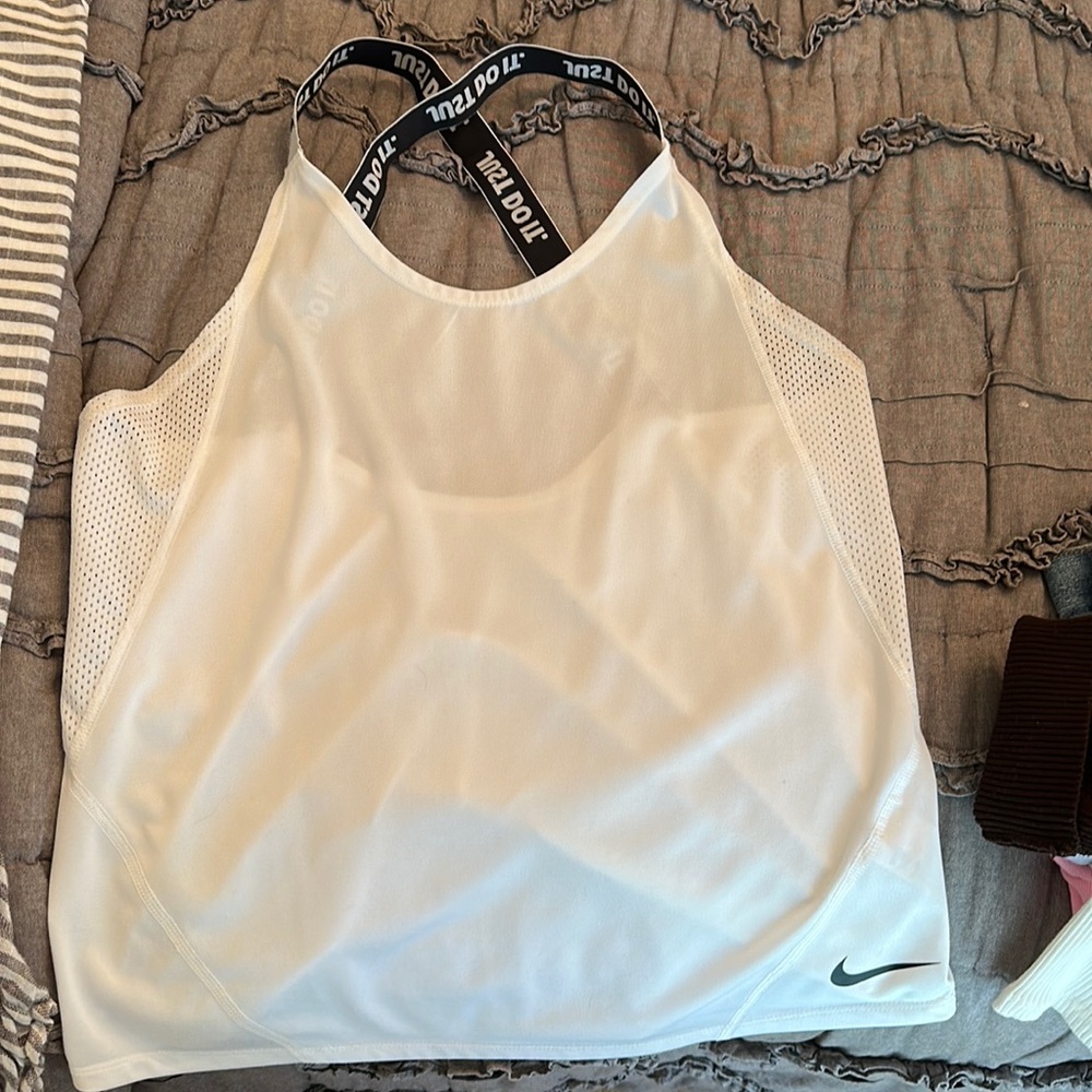 nike tank